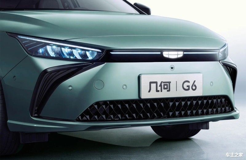 吉利几何G6 全部在售 2024款 2022款,新都吉利几何G6降价0.20万 最低仅售11.78万